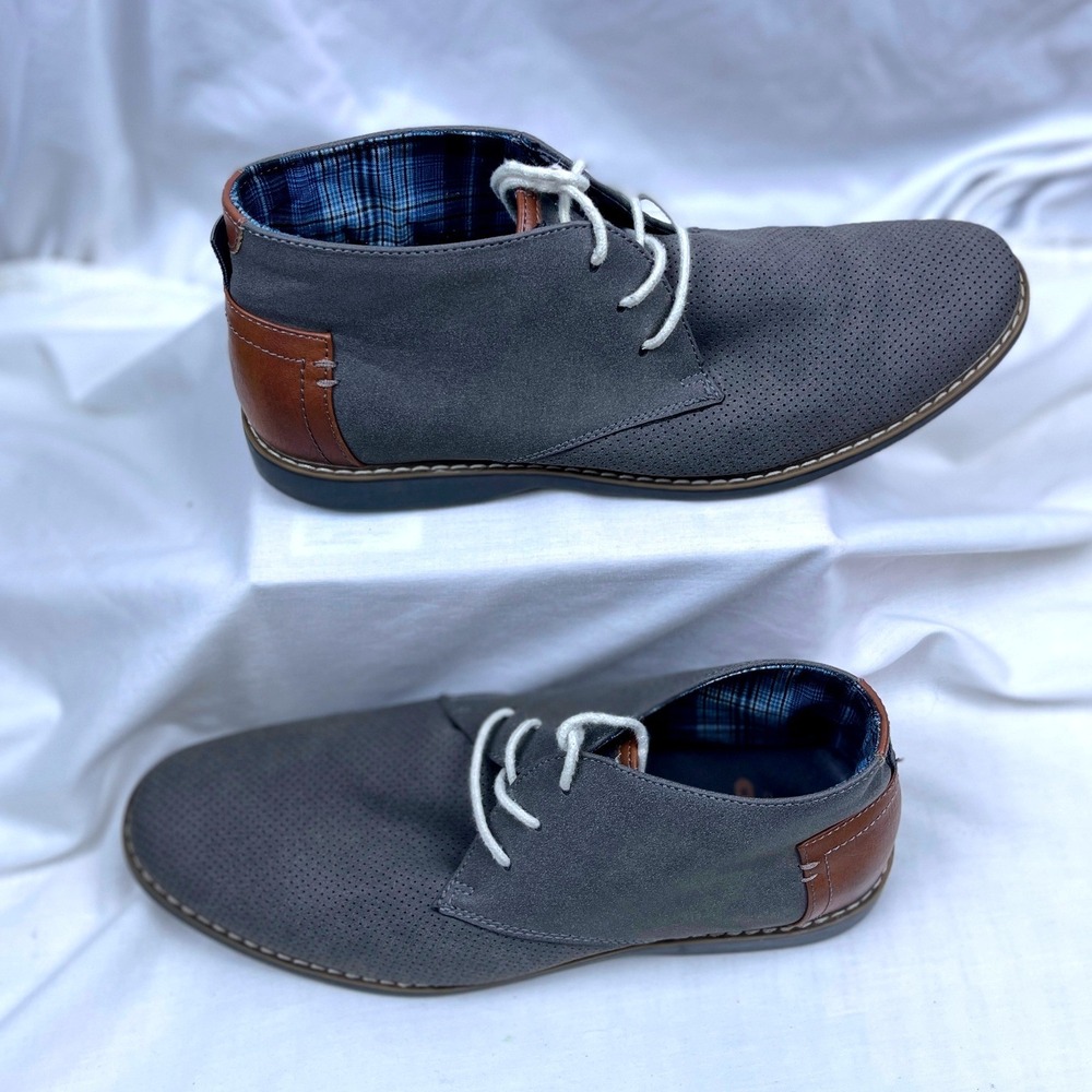 George Mens Grey Perforated Chukka Boots Brown Heel Accent Size 11 Casual Office